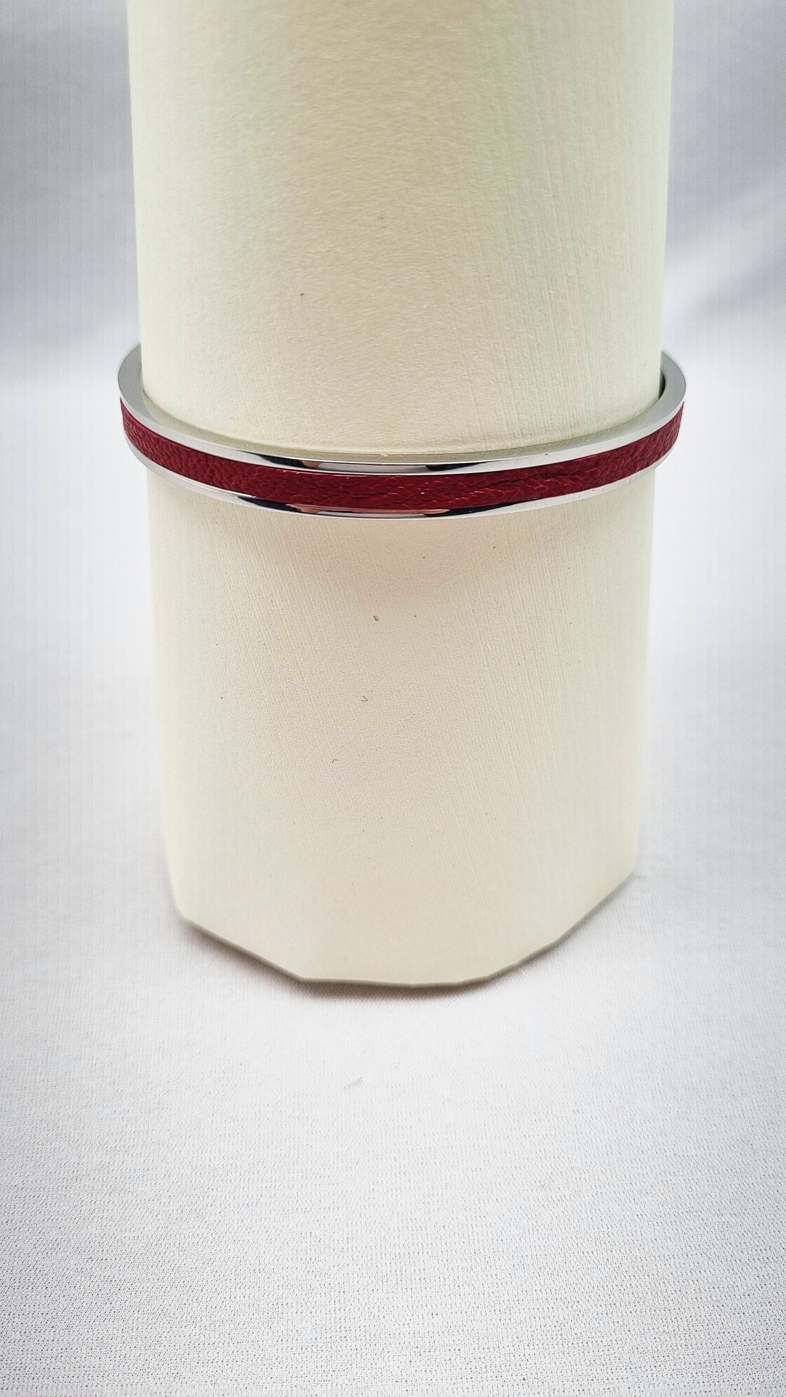 Red Goatskin Clasp Bracelet