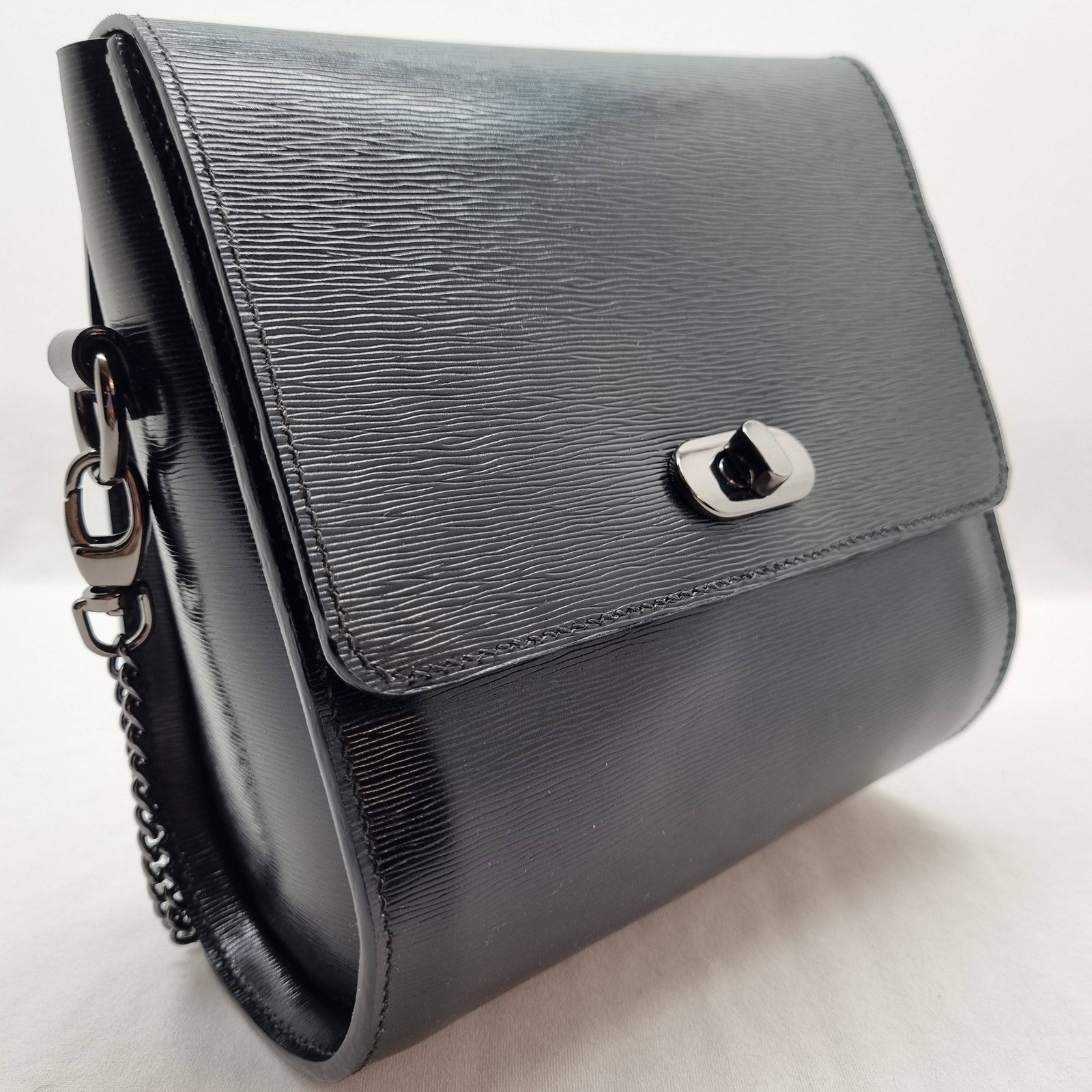 Black Epi Chestnut — alternate view