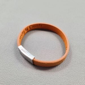 Top view of a luxury biscuit epsom leather bracelet with a magnetic clasp, made by Pila Luxuria in Canada.