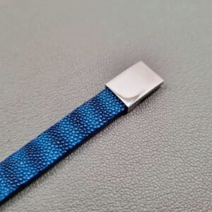Silver clasp luxury blue stingray bracelet with a magnetic clasp, made by Pila Luxuria in Canada.
