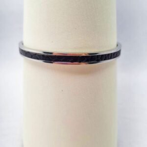 Luxury brown ostrich clasp bracelet, made by Pila Luxuria in Canada.