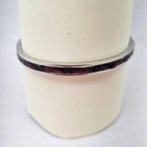 Luxury dark cherry alligator clasp bracelet, made by Pila Luxuria in Canada.