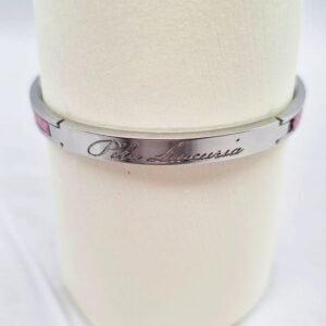 Logo of a luxury pink epsom clasp bracelet, made by Pila Luxuria in Canada.