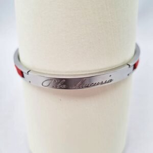 Logo of a luxury red epsom clasp bracelet, made by Pila Luxuria in Canada.